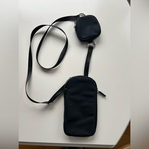 Lululemon modular crossbody